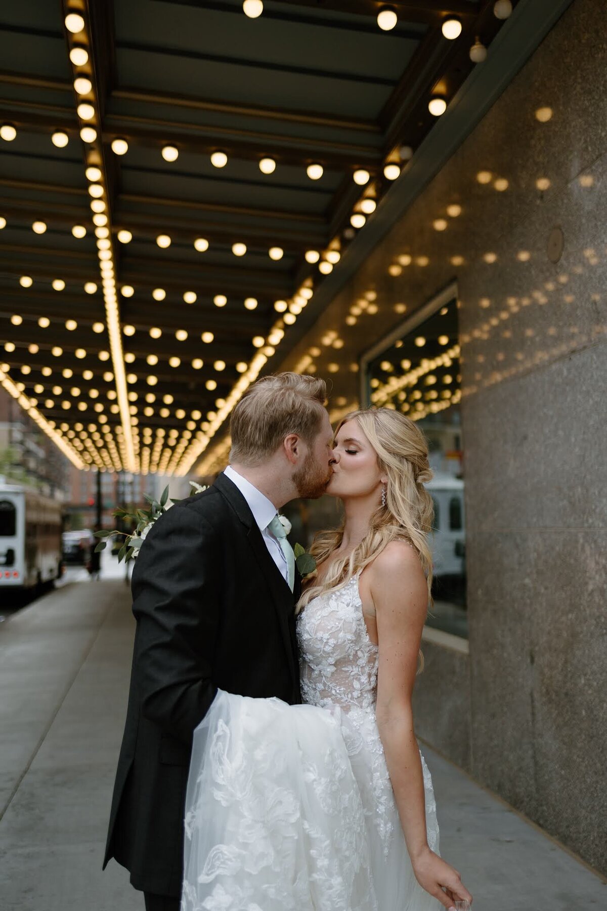 Jack-and-Julia-6.16.2023-Nichole-Babiez-Photography-Chicago-Illinois-wedding-photographer-bridgeport-art-center-downtown-wrigley-building-union-station-couples-wedding-party-portraits-reception-candid-luxury-downtown--36