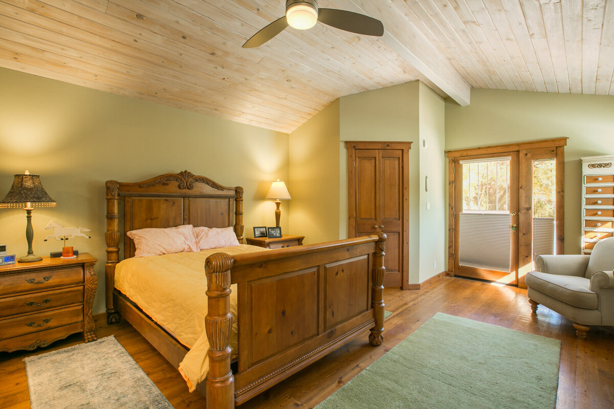 Rene Kessel Albuquerque Realtor 2628 Harvest (022)
