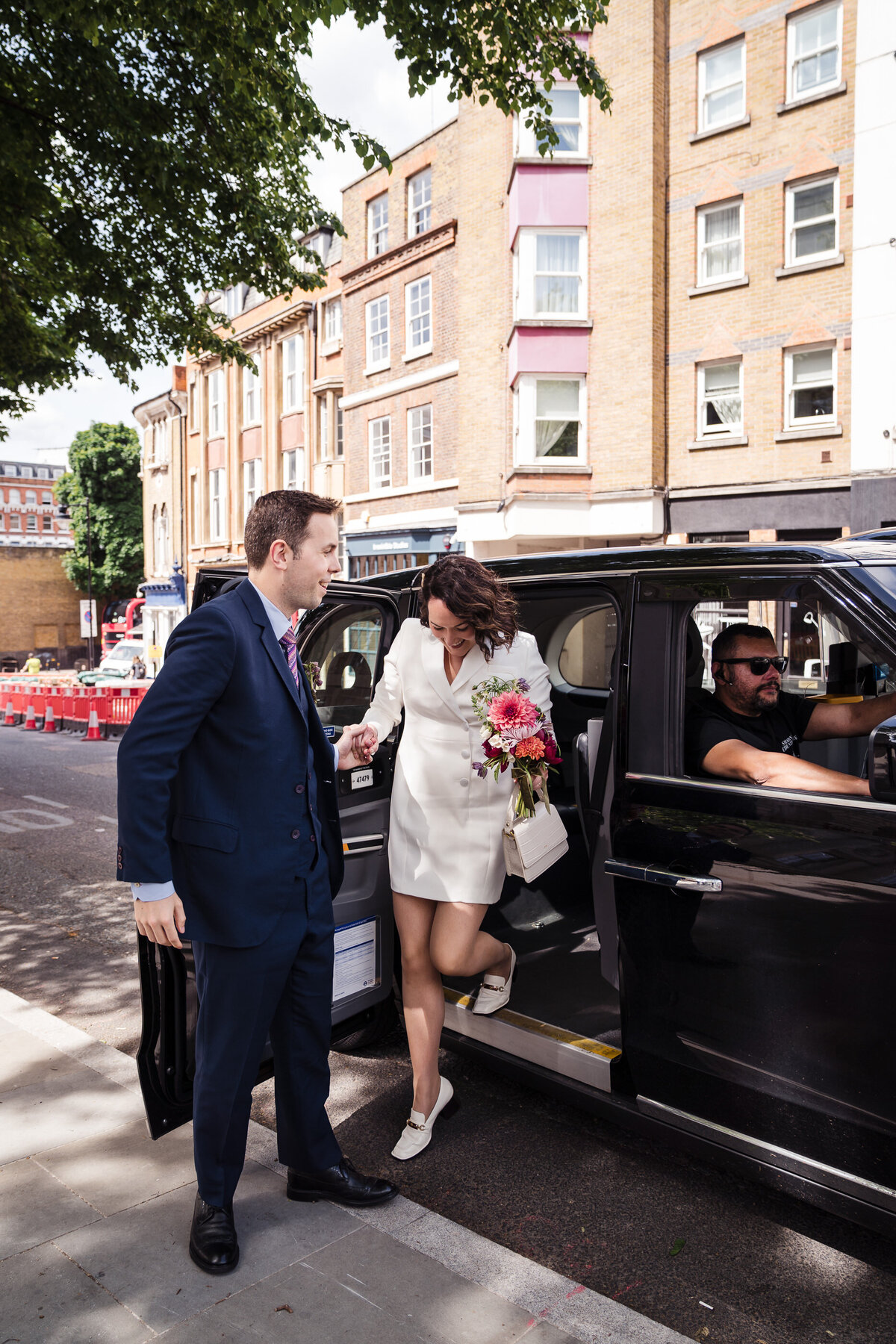 intimate-london-old-marylebone-town-hall-wedding-55