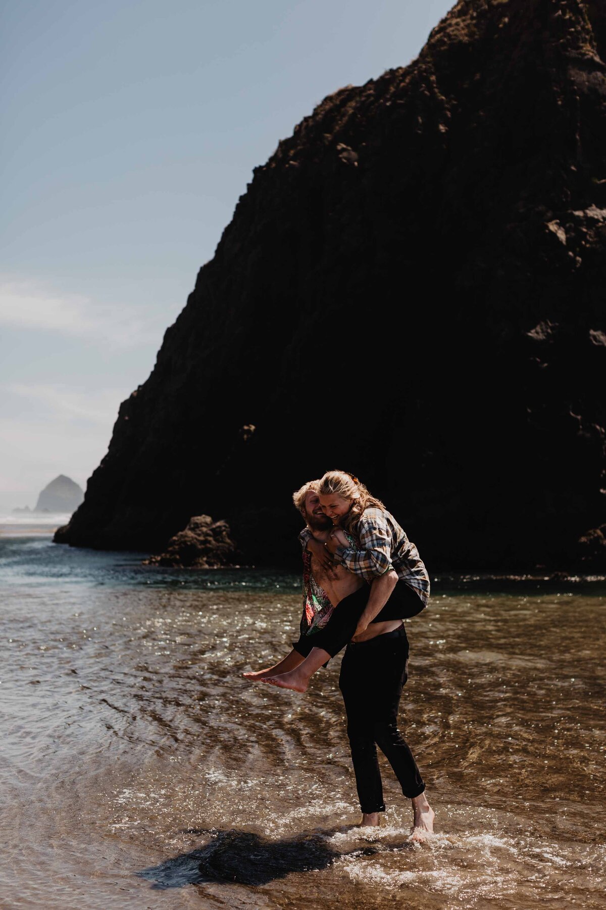 Oregon Coast Engagement Photographer