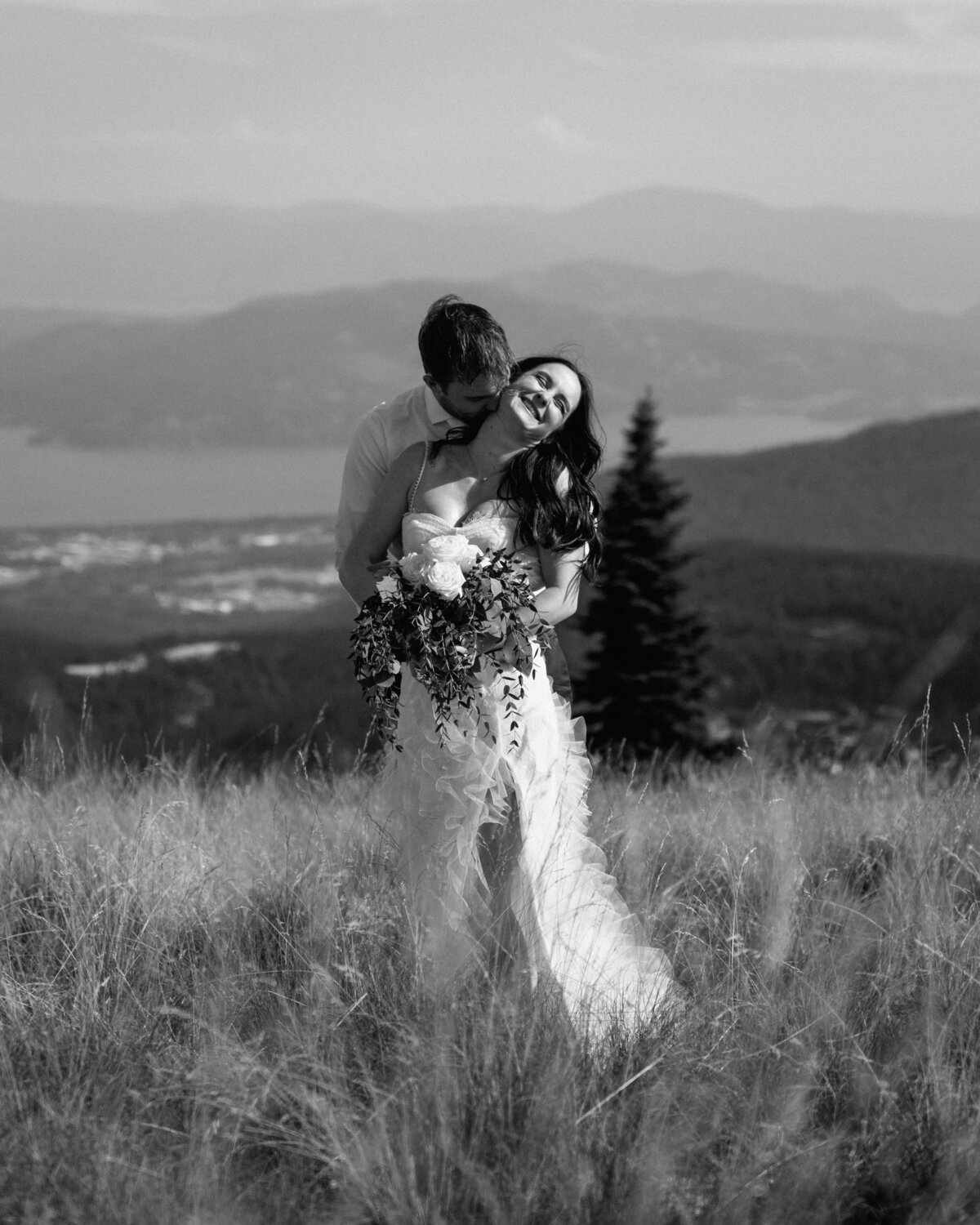 schweitzer_resort_sandpoint_idaho_elopement_portraits_03