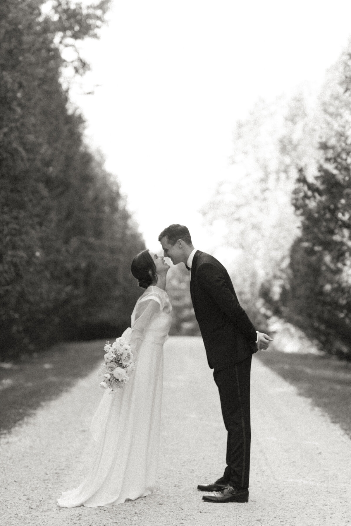 AllieJenningsPhoto-SophieTKWedding-SNEAKPEEKS-40