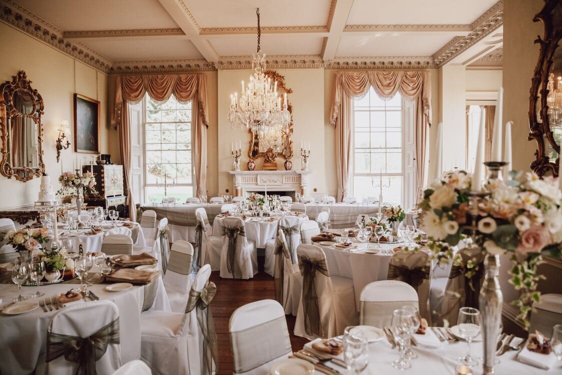 Romantic vintage wedding Prestwold Hall (16)
