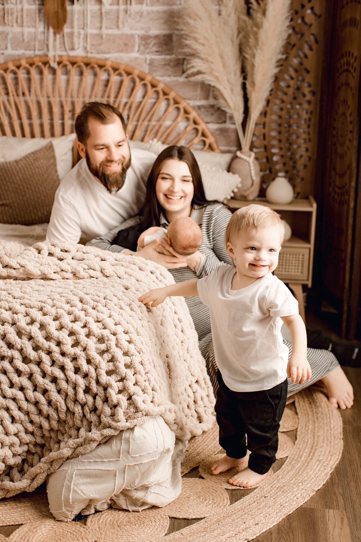 best Fayetteville AR newborn photographer, newborn portraits Cave Springs, best newborn photographer Tontitown AR