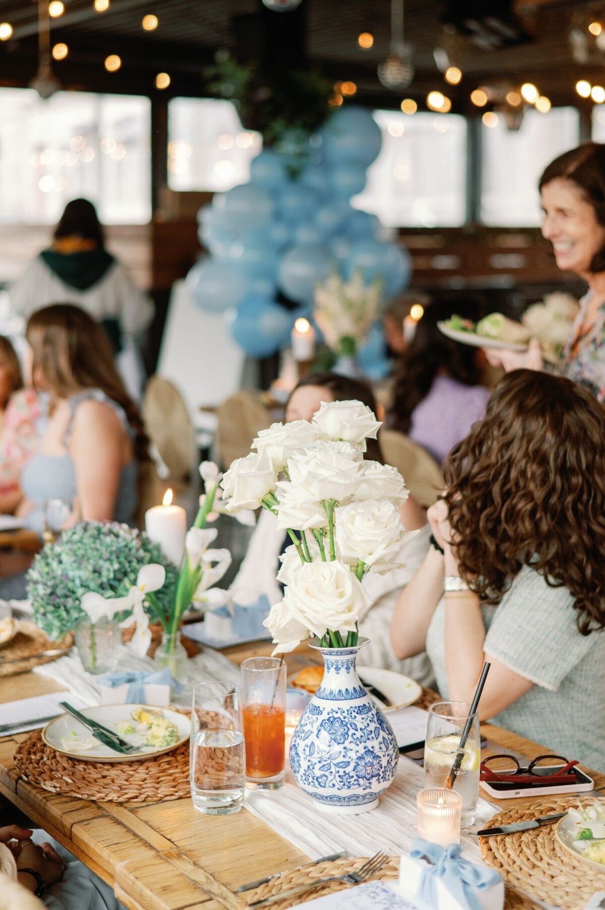 something-blue-bridal-shower-05