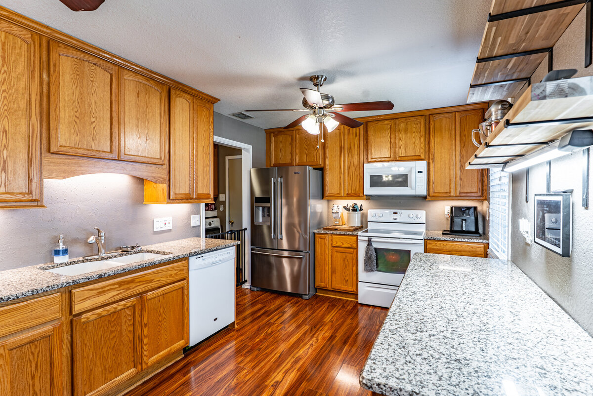 homes near nocona schools