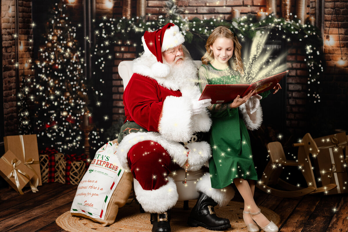 Best NWA holiday photographer, holiday portraits near me, Northwest Arkansas holiday photography, NW Arkansas holiday photos, NWA santa photos