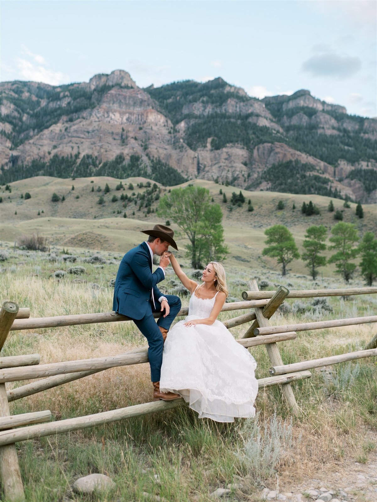 Wyoming-Wedding-Wild-Horse-Ranch