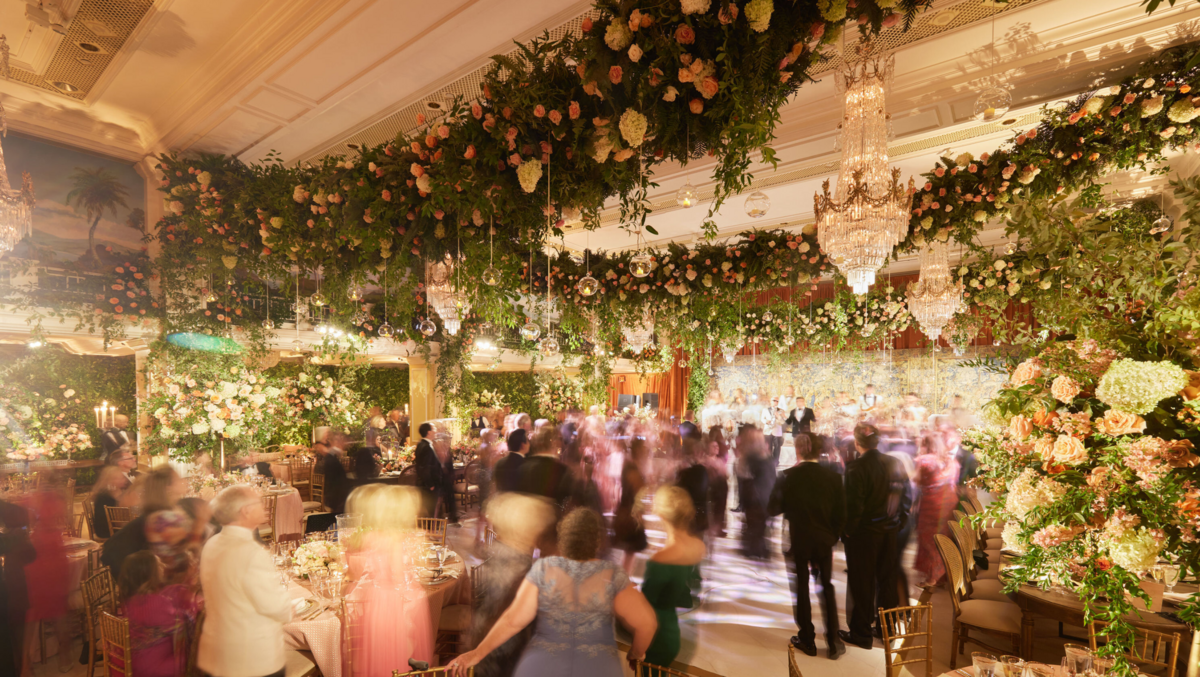 This beautiful capture was taken at Washington D.C. at The Willard Intercontinental, one of the top wedding venues and hotels in the area, by the talented photographer Shawn Connell.