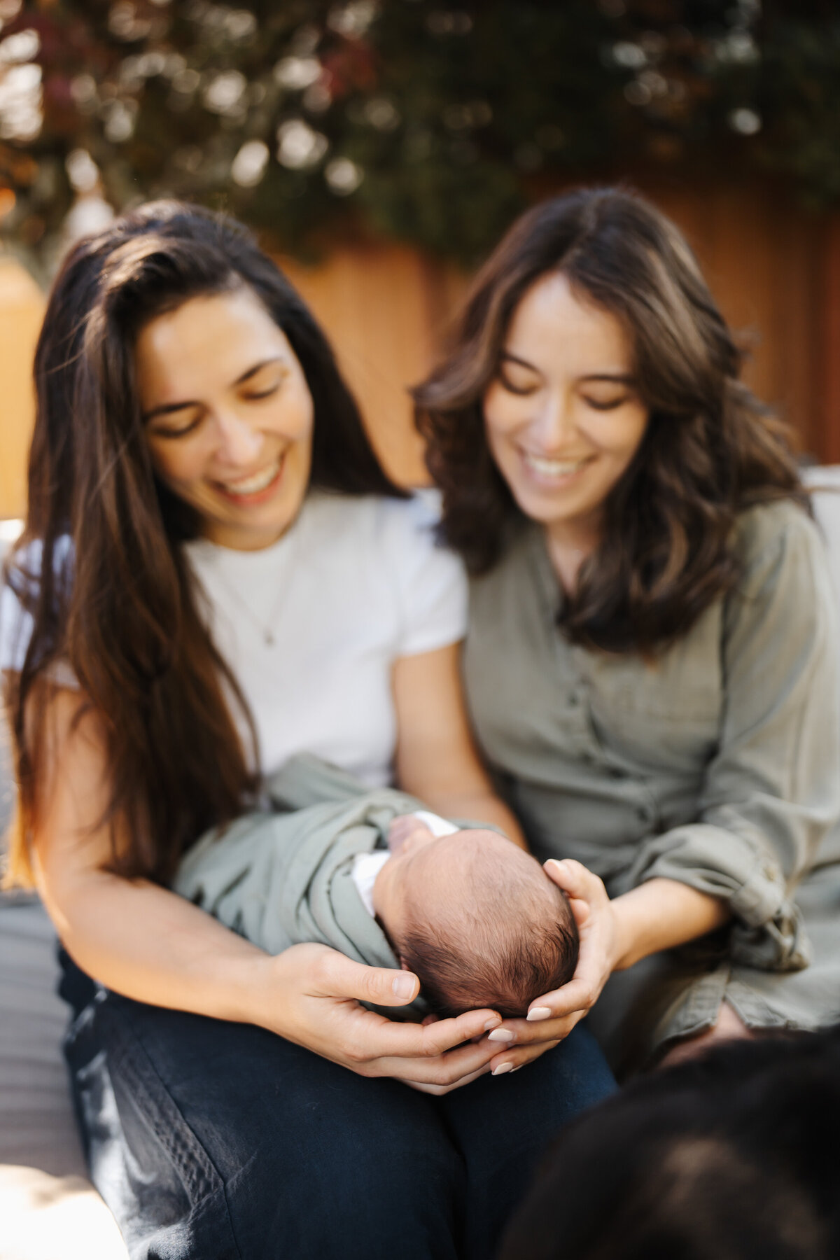 Portland-Oregon-Newborn-Photos-in-home-lgbtq-213