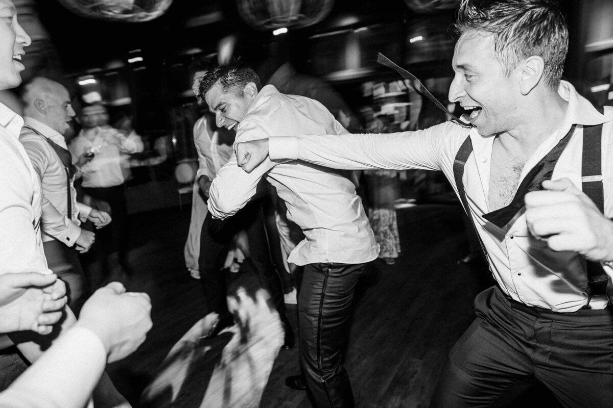 W7-Wedding-Photos-Emily-and-Michael-2024-05-26-2500px-1521
