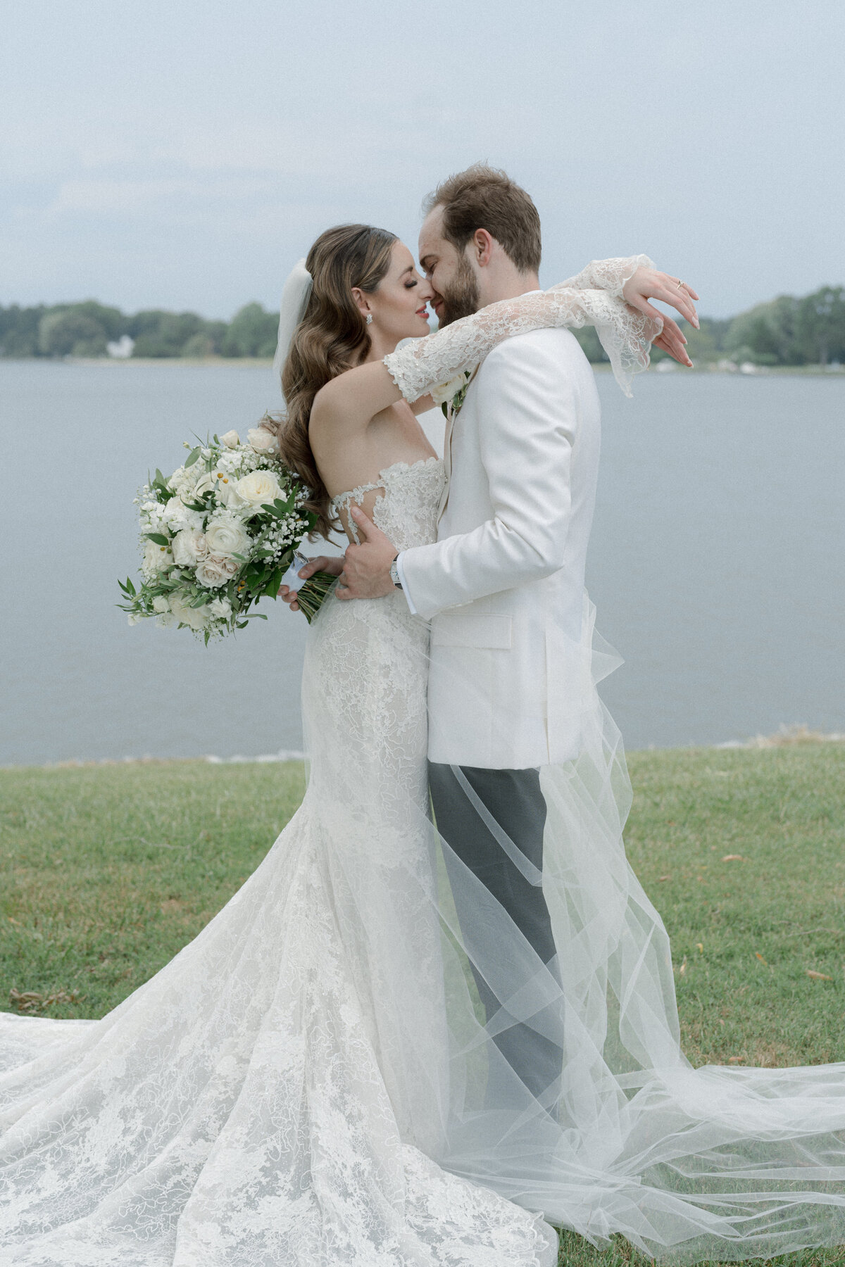 Grace & Ardor Co. East Coast Wedding Engagement Photography Pennsylvania New York City New Jersey Timeless Bold Art Direction Editorial Erin McGeever St Michaels Maryland Kirkland Manor-29