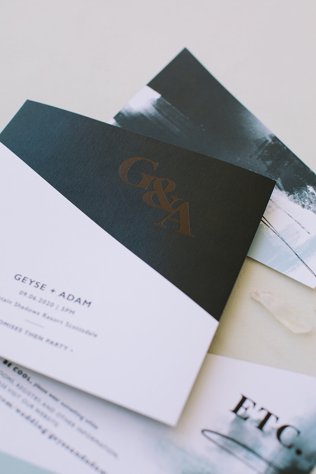 modern-minimalist-black-white-wedding-invitation-arizona