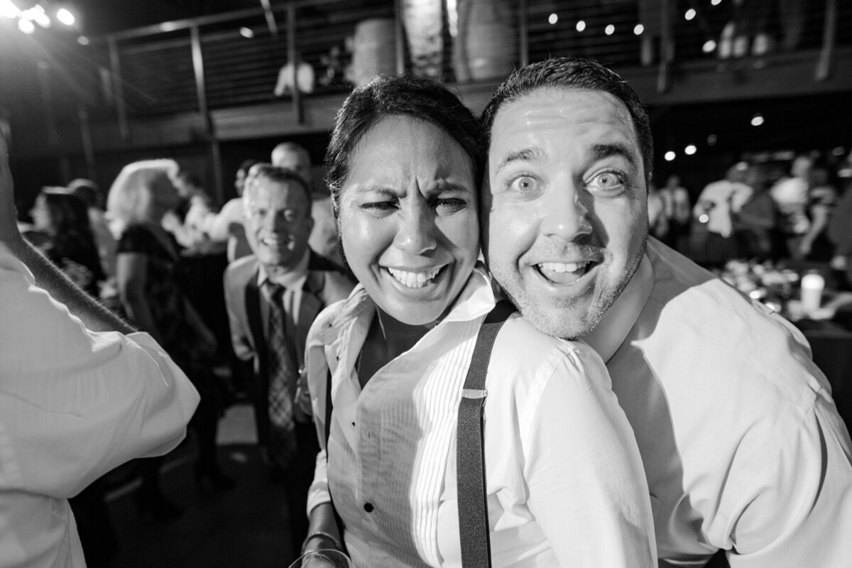 Saltwater-farm-vineyard-ct-LGBTQ-inclusive-same-sex-wedding-photography-1