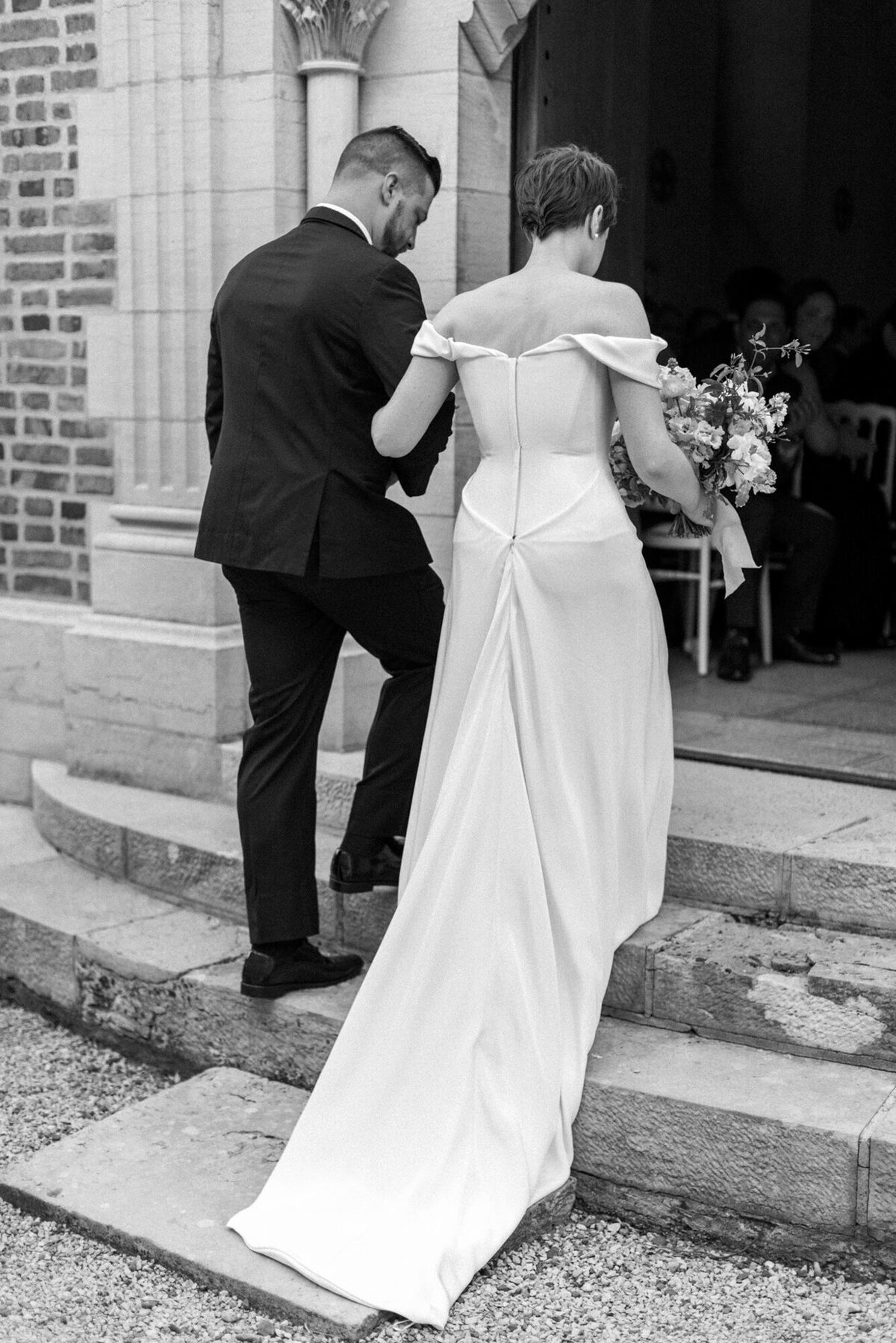 Maïlys Fortune Photography Husband Wife Wedding Weddings Photography France Switzerland Italy Timeless Dreamy Imagery Bilingual French English Destination Weddings Destination Wedding Provence French Riviera Paris Lake Como Tuscany79