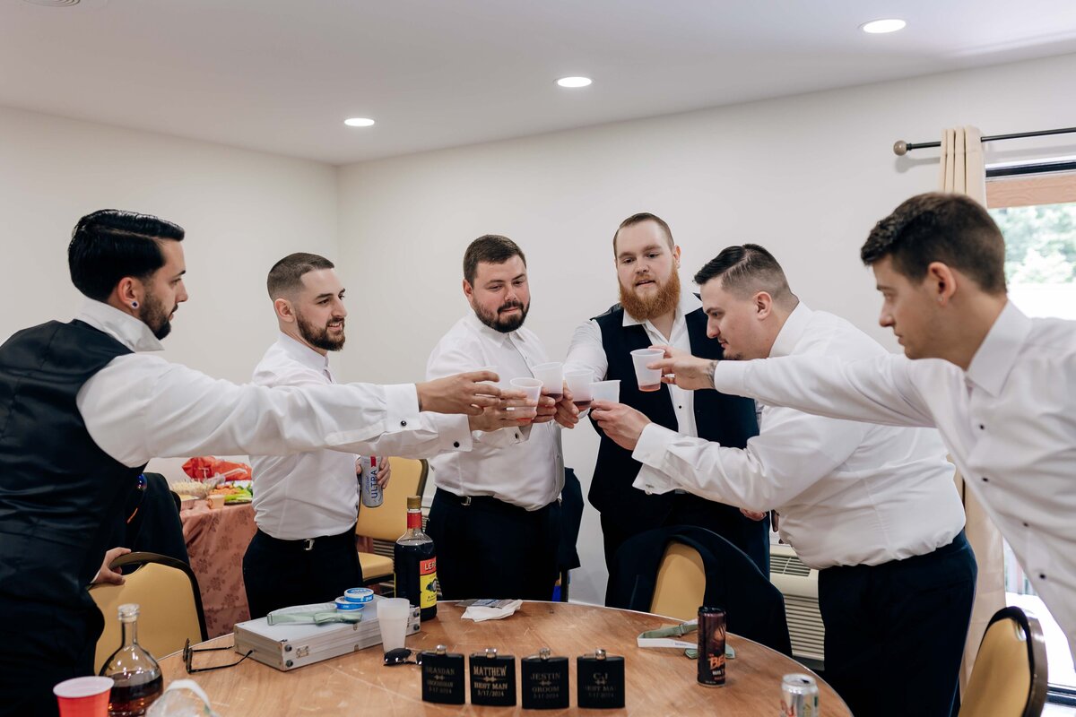 Groom-13 (2024-06-21T02_02_30.450)
