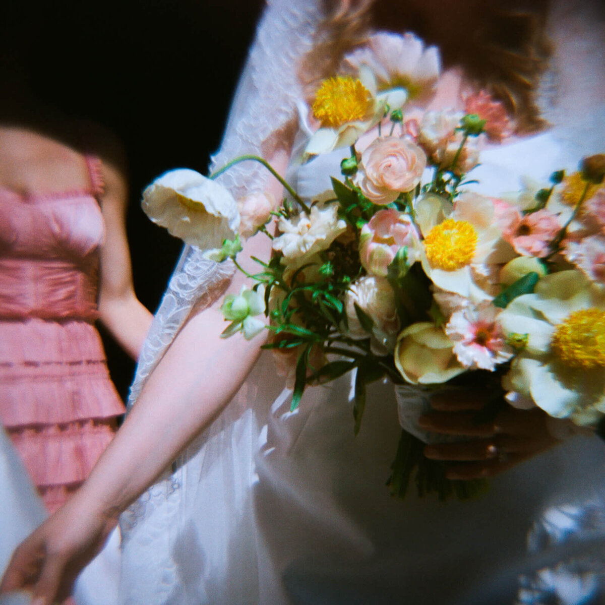 08-pink-garden-wedding-cheekwood-modern-vintage-events