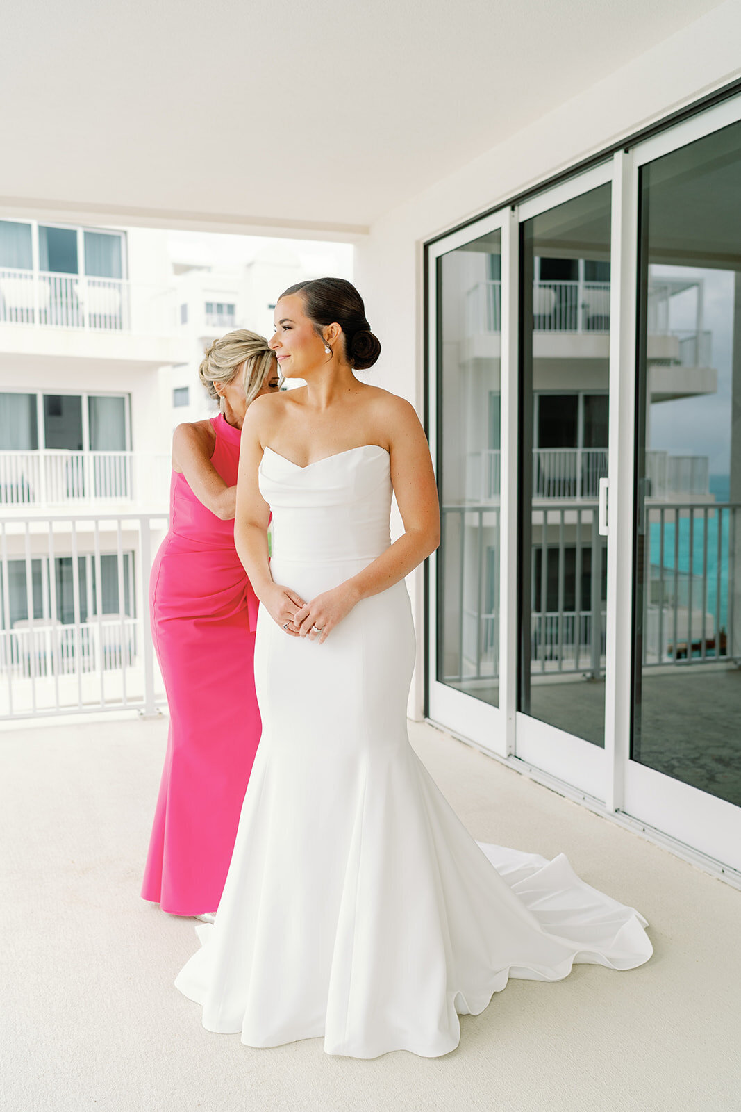 Hayley+Zach_Wedding_SNEAK_FoxtailCo_-144