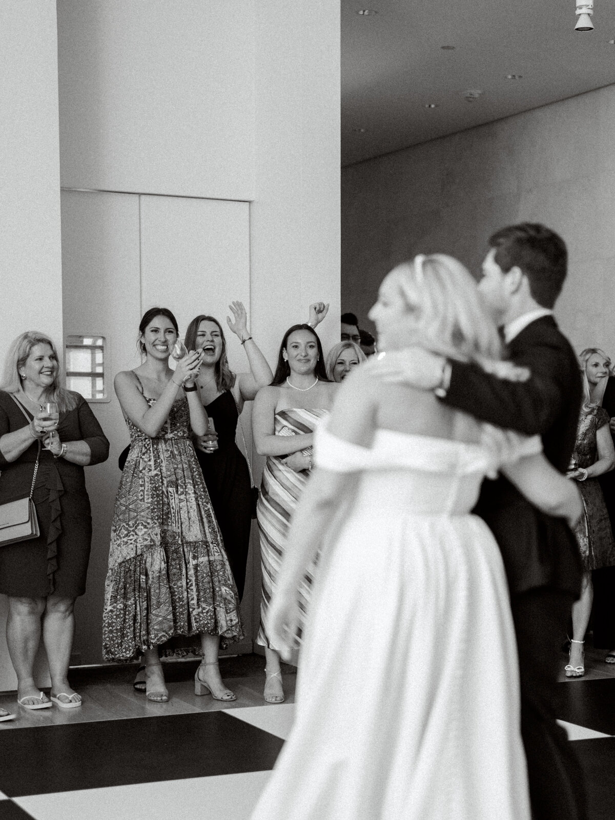 Nasher Sculpture Center Dallas Wedding 775