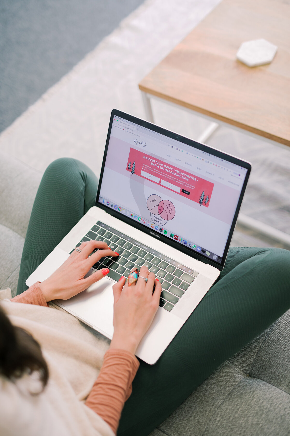 Elizabeth_Su_Branding-028
