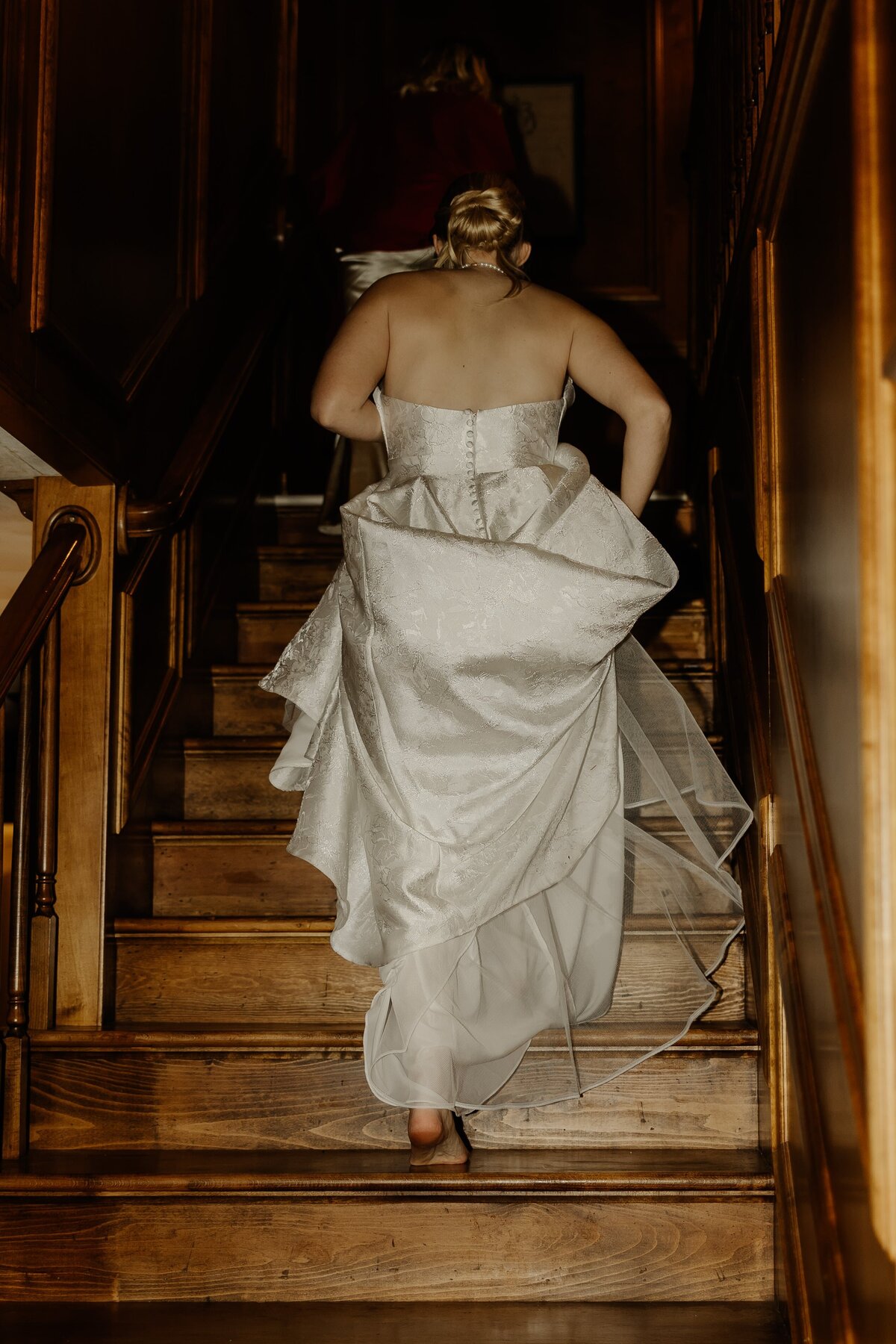 rainy-wedding-conrad-mansion-23