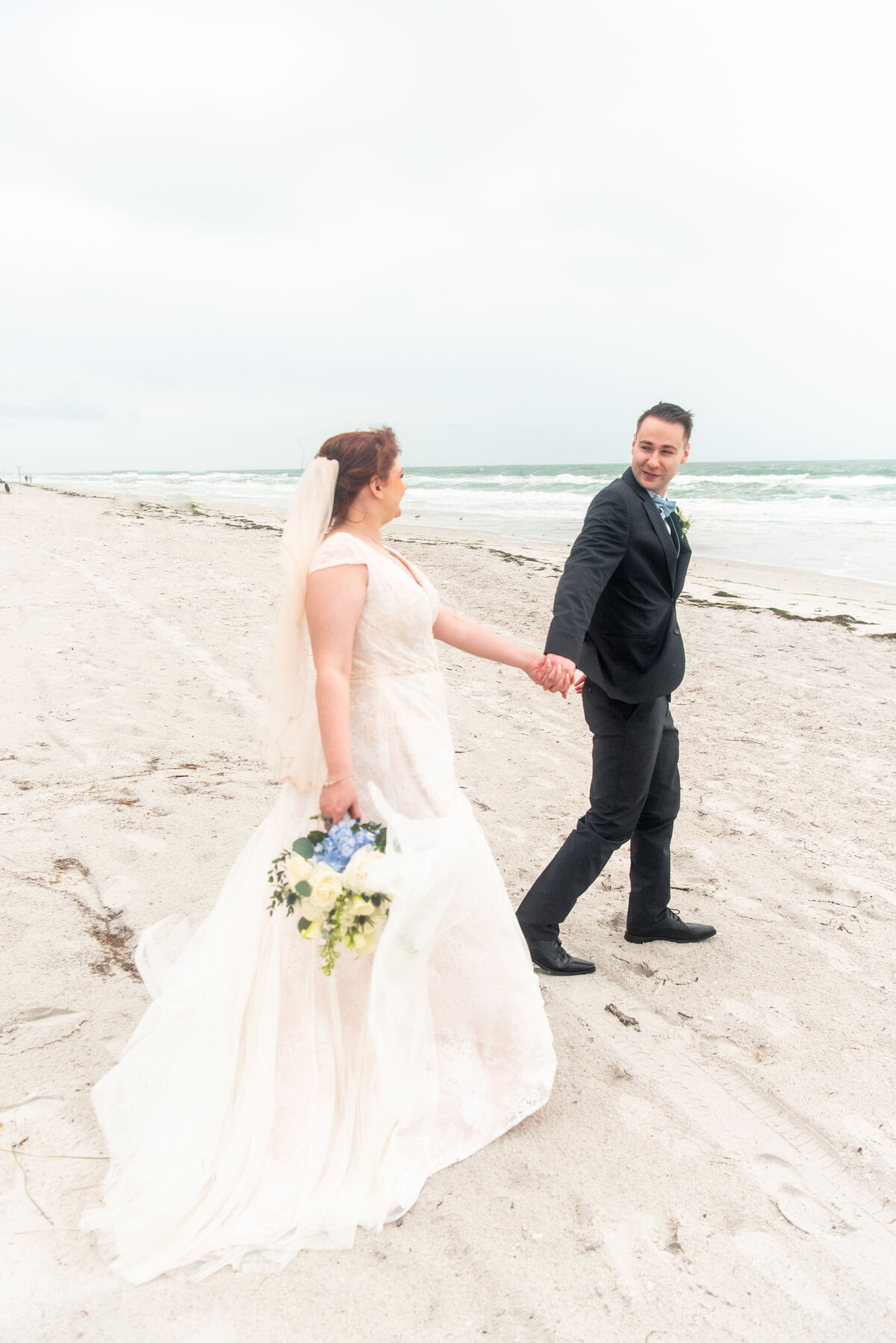 caroline-thomas-photo-florida-elopement-lions-club-chantilly-chic-celebrations-7
