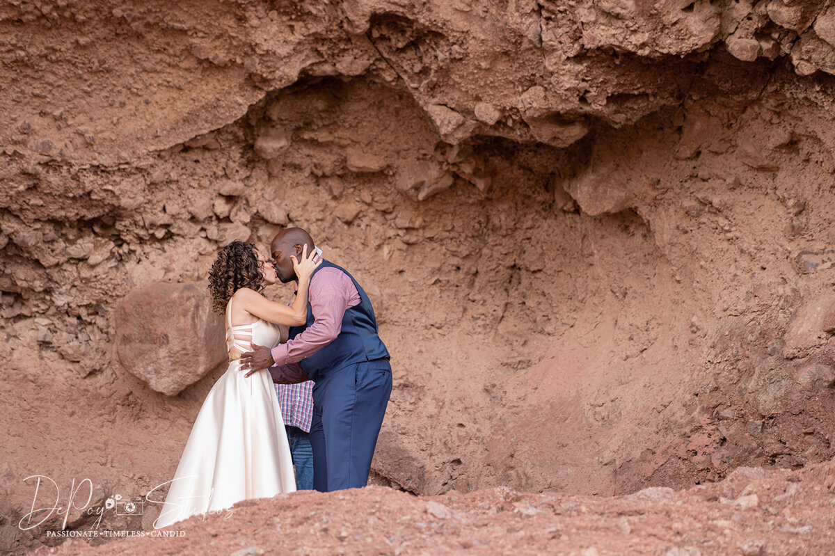 Arizona elopement photographer, Sedona elopement photographer, Phoenix wedding photographer, DePoy Studios-15