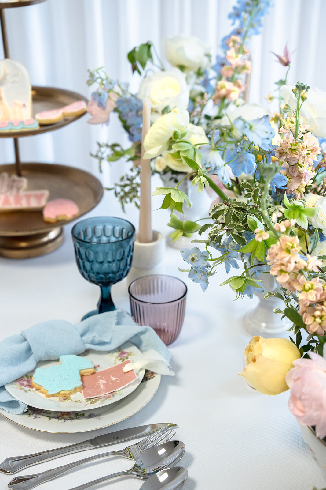 shooting-inspiration-aix-en-provence-fleurs-bleu-rose86