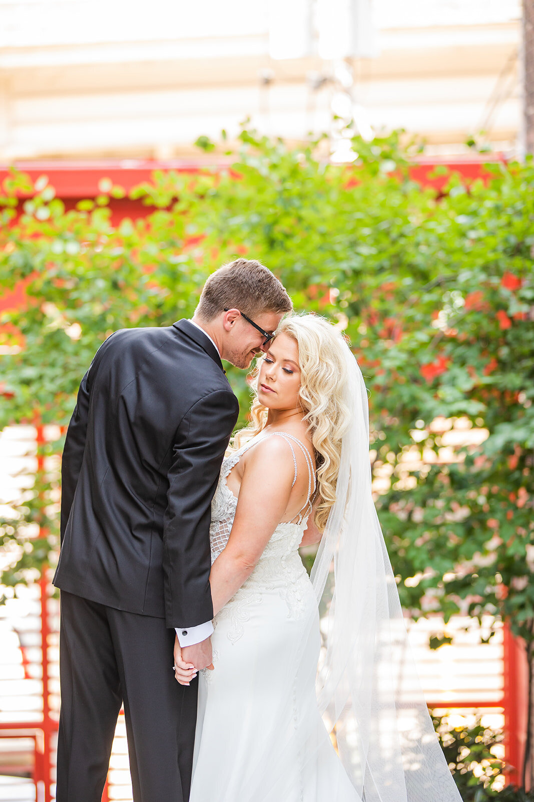 INDIANAPOLIS WEDDING PHOTOGRAPHER