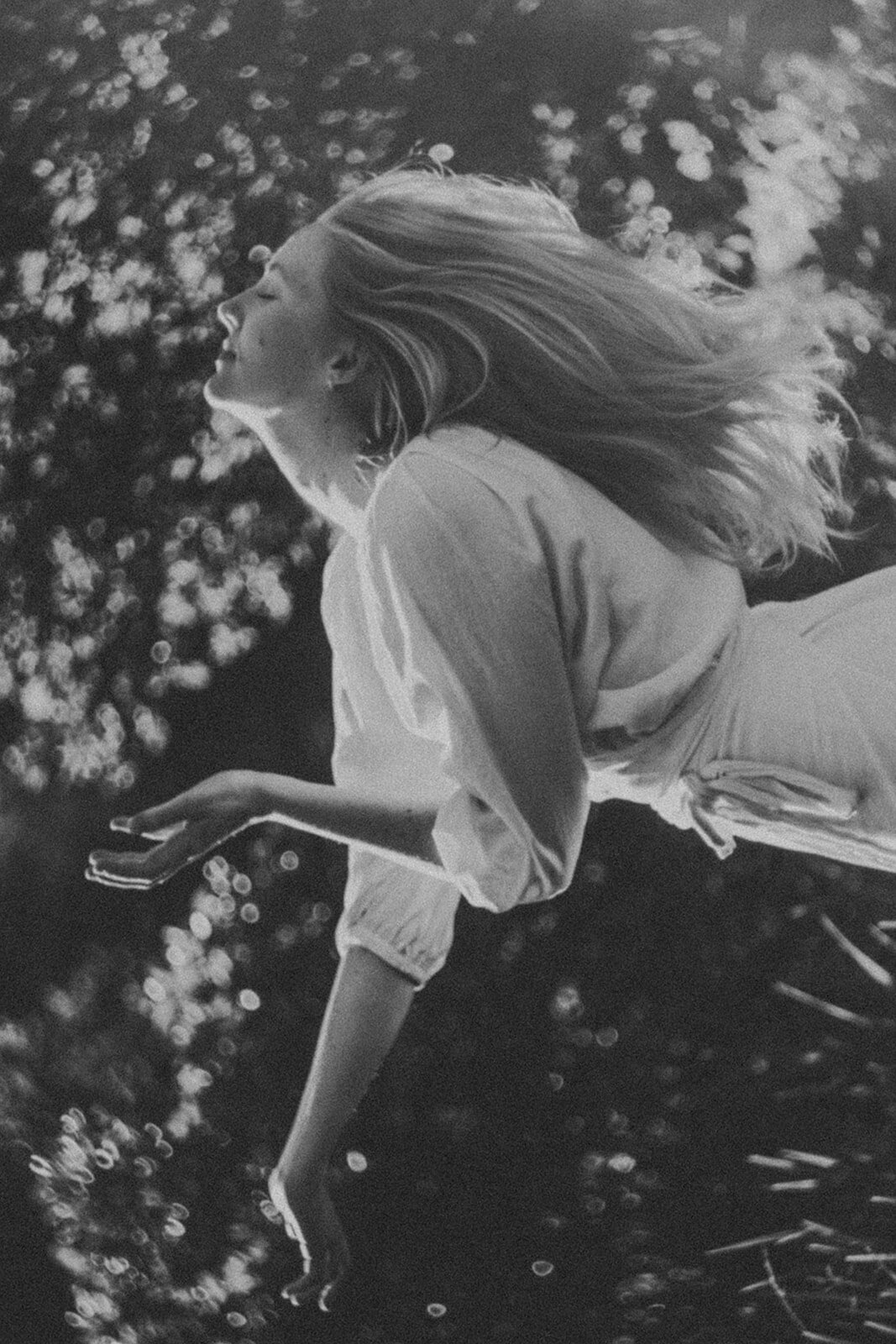 cinematic-bnw-portrait-movement