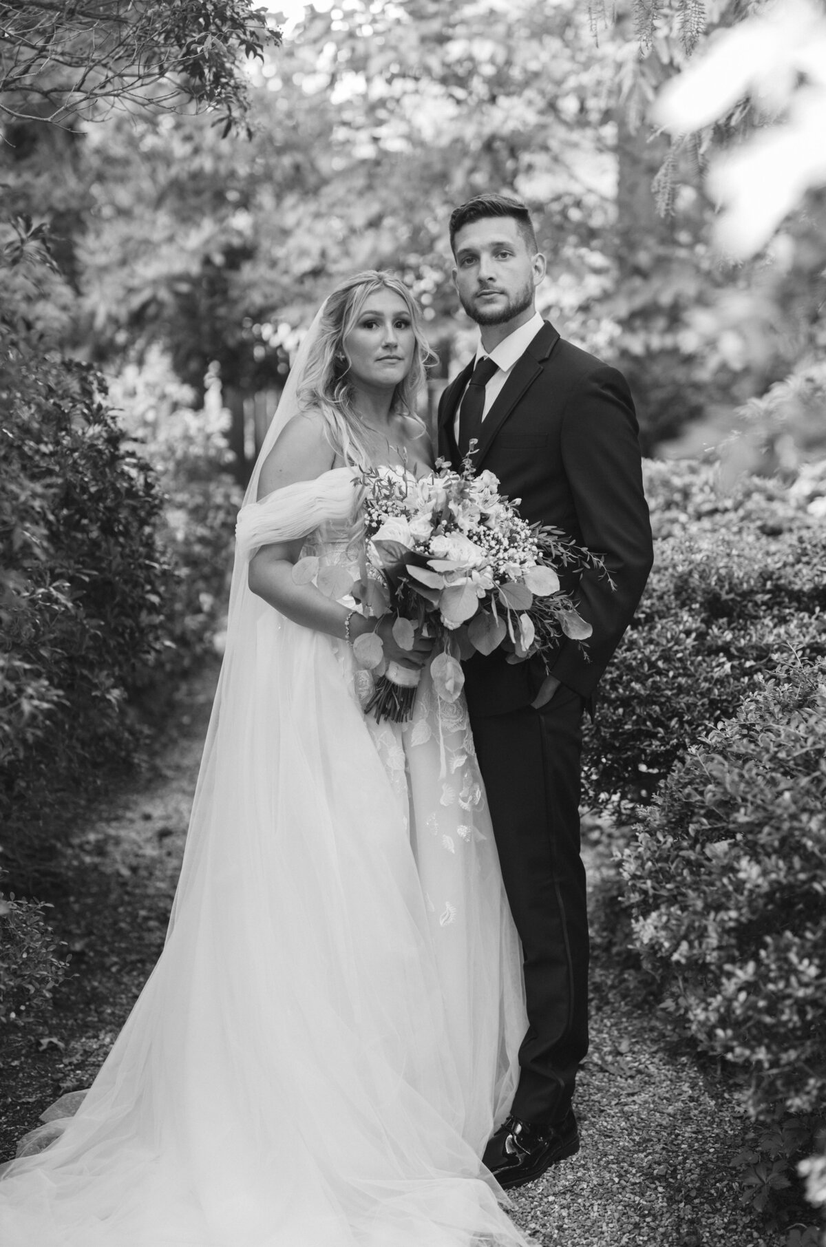 Kylie+TommyOldeMillInnWedding-449