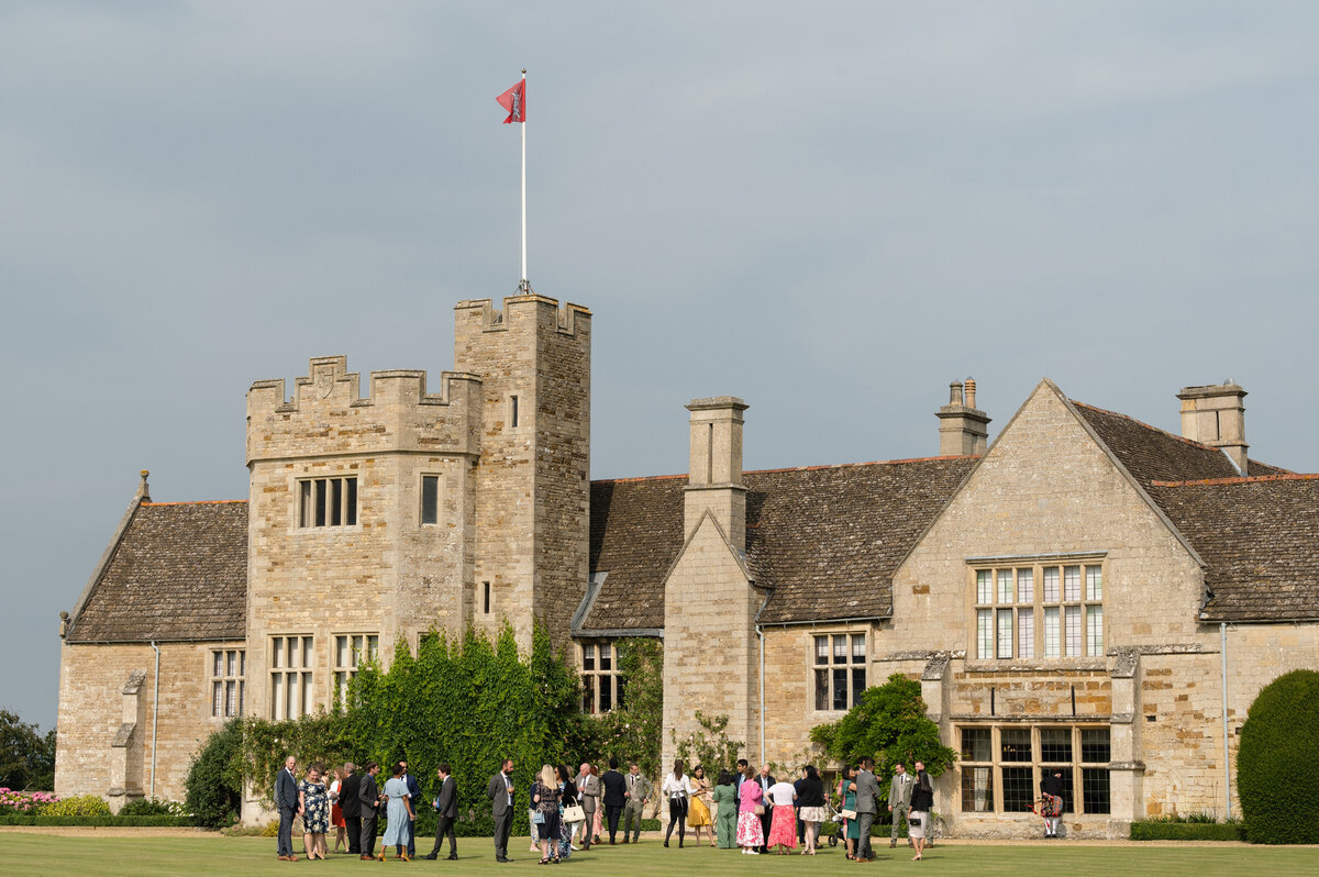 Rockingham-Castle-wedding-photography-1072