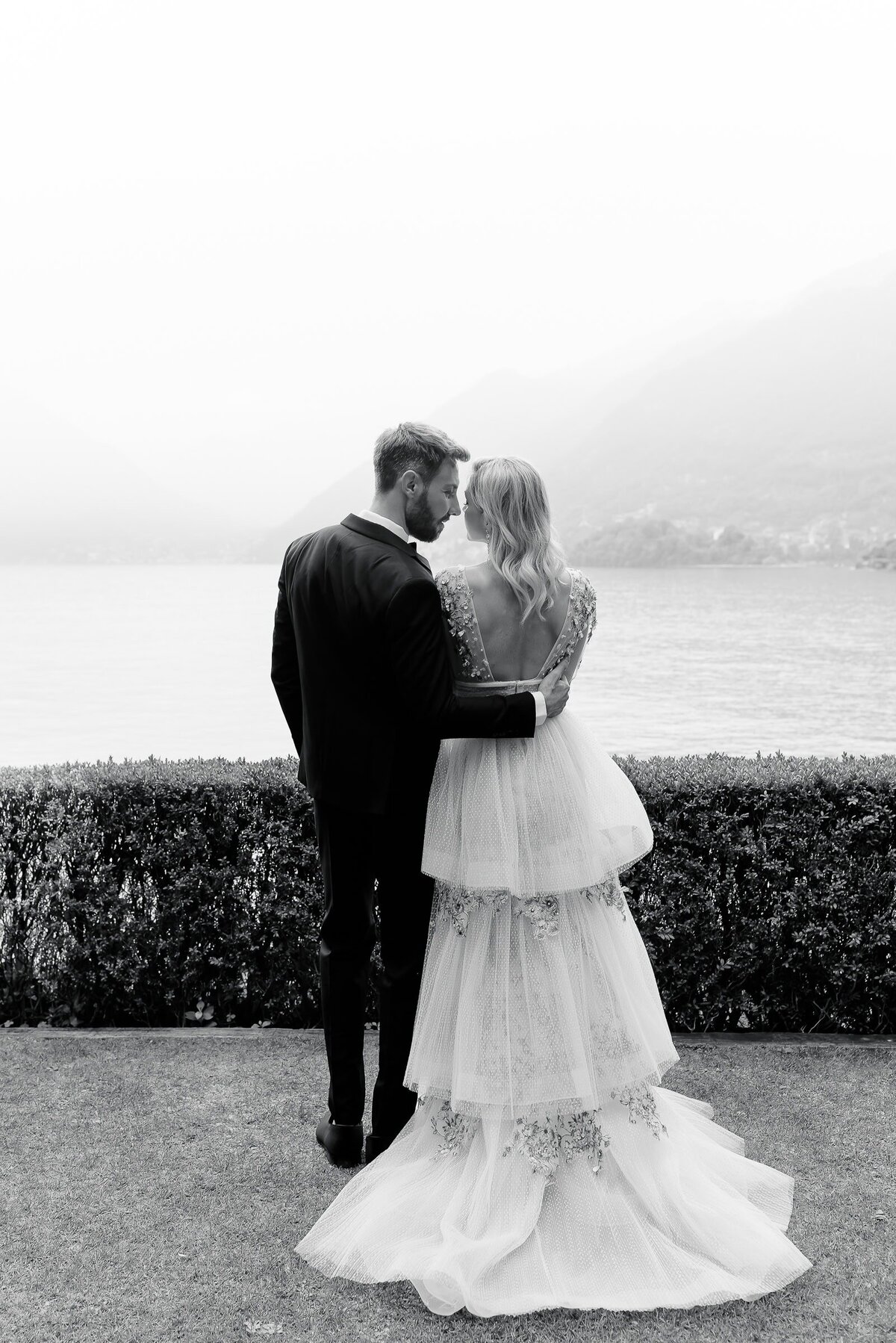 Destination Wedding Photographer Anna Lundgren in Stockholm Wedding in Lake Como at Villa La Cassinella_077