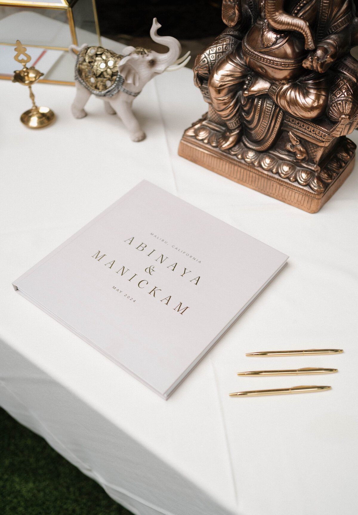 FayeFernCreative-CalamigosRanch-Wedding-Redwood-Ceremony-AM-48