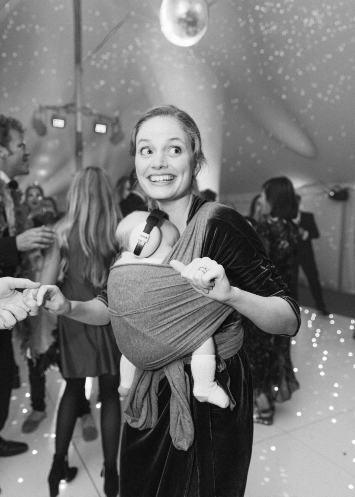 chloe-winstanley-weddings-mother-baby-dancing