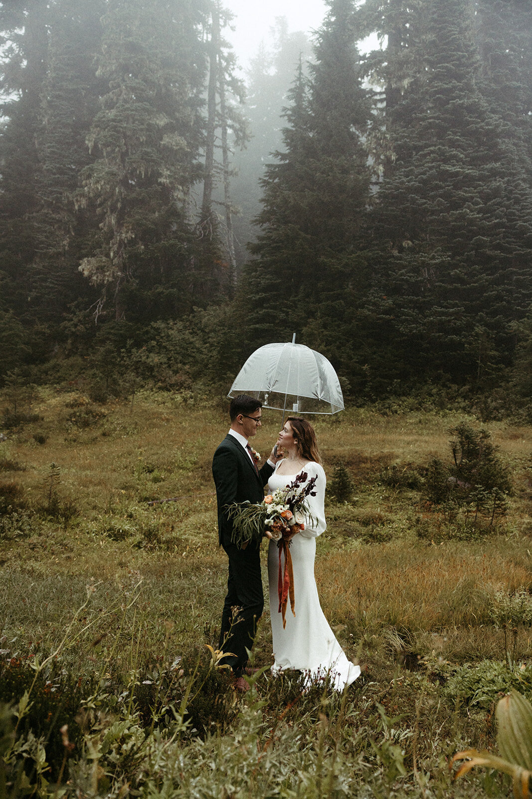 MtRainierSmallWedding-DallinHazard-66