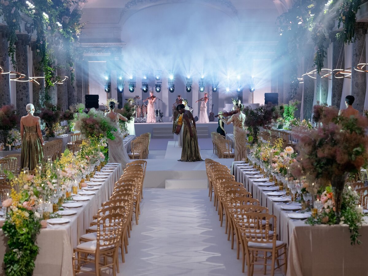 Paris-wedding-florist-Floraison-Pavillon-Cambo11
