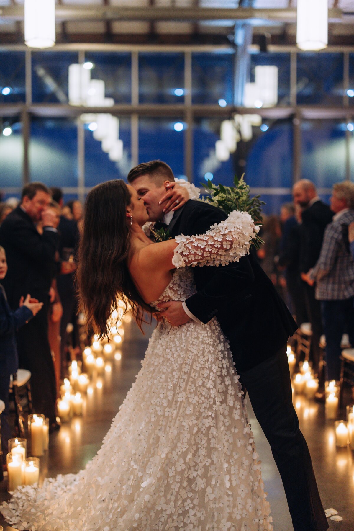 Emily&Chase_TheRenaissanceTheDepot_FlowEventGroup-1407