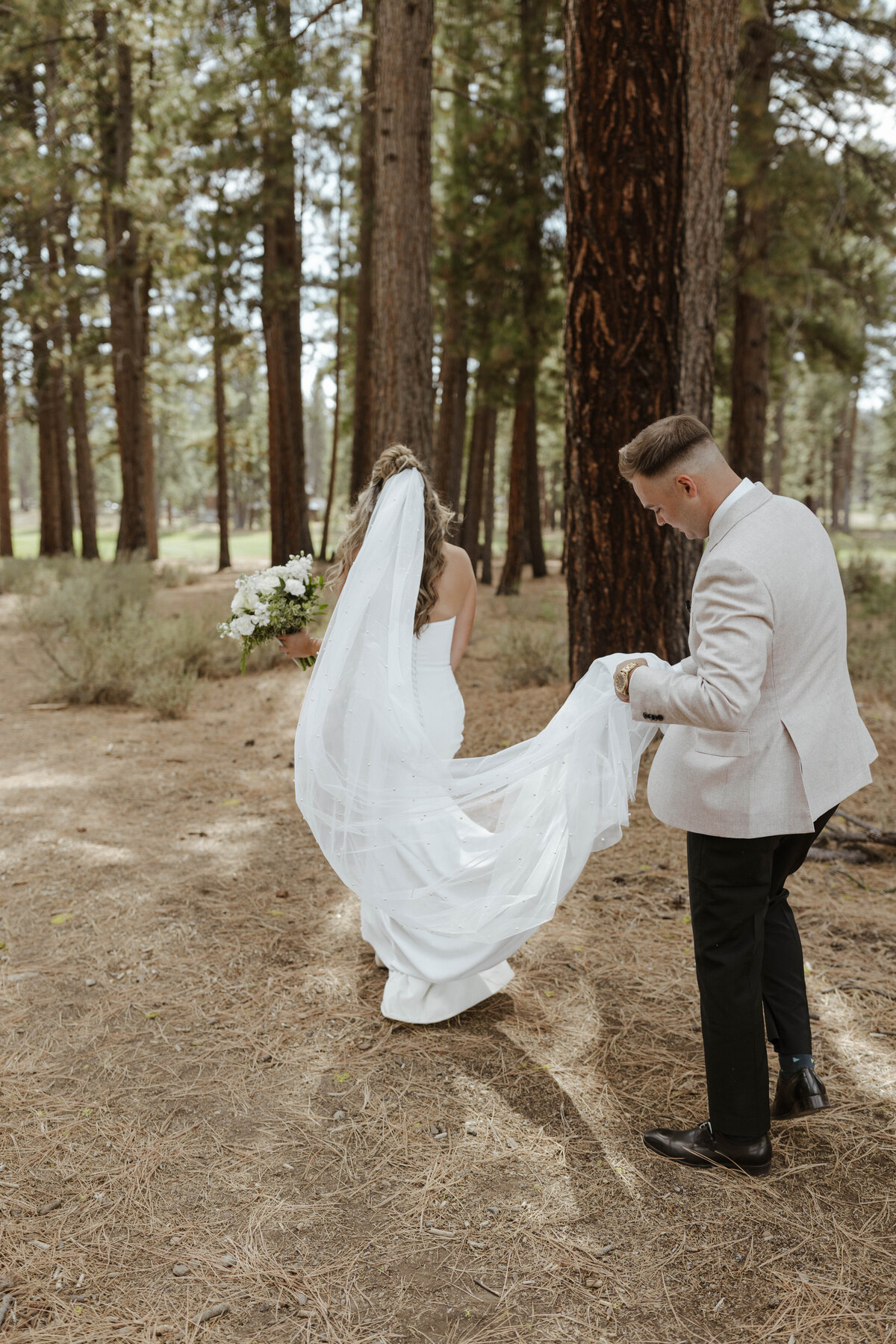 karly-alex-wedding-first-look-38