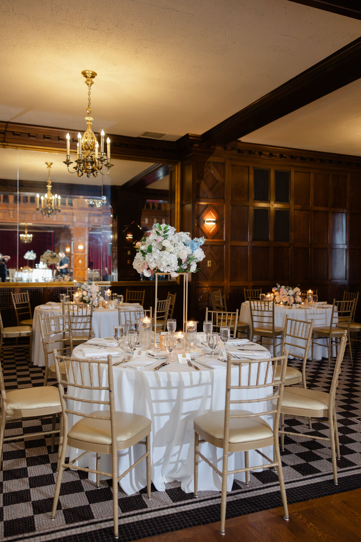 luxury hotel kansas city wedding -62