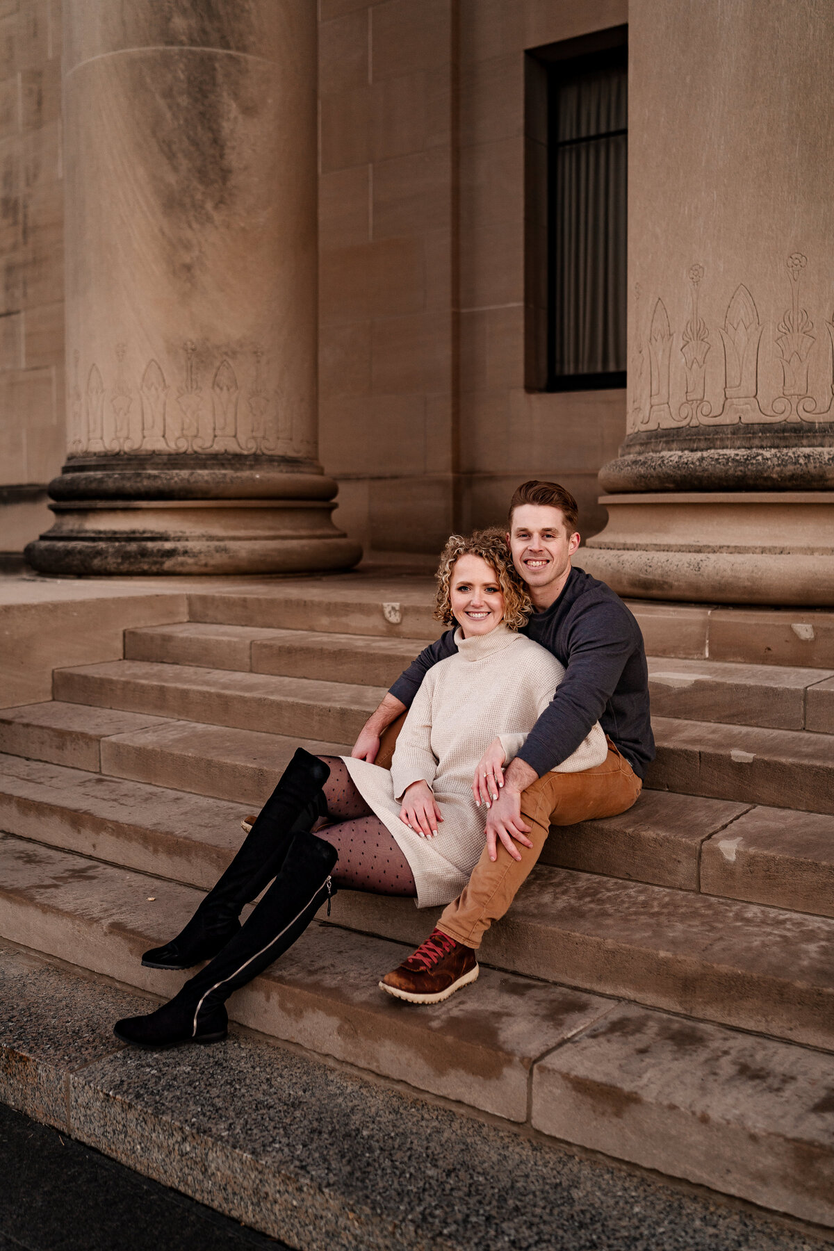 kansas city engagement photo shoot at the nelson aktins (5)