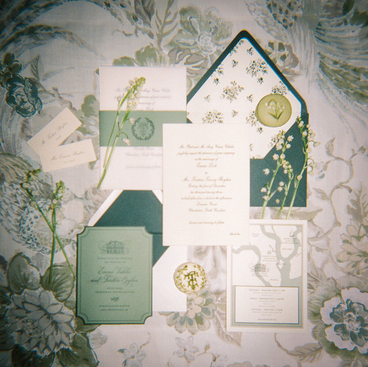 2312-emma-tristan-wedding-charleston-lowndes-grove-8