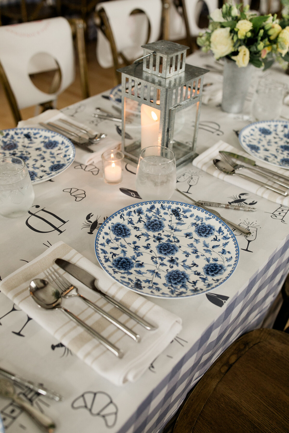 wedding-monogram-tablecloth
