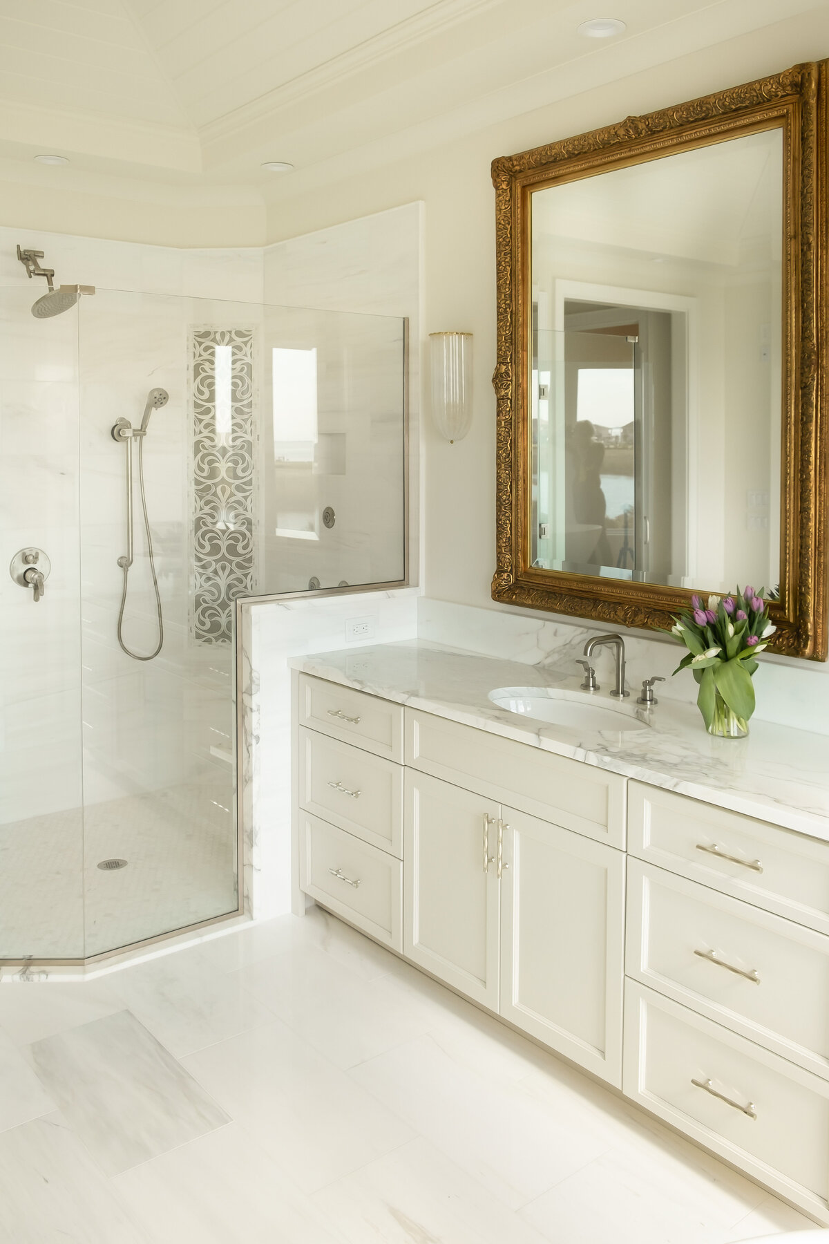 New-Orleans-Bathroom-Renovation-all-white-4