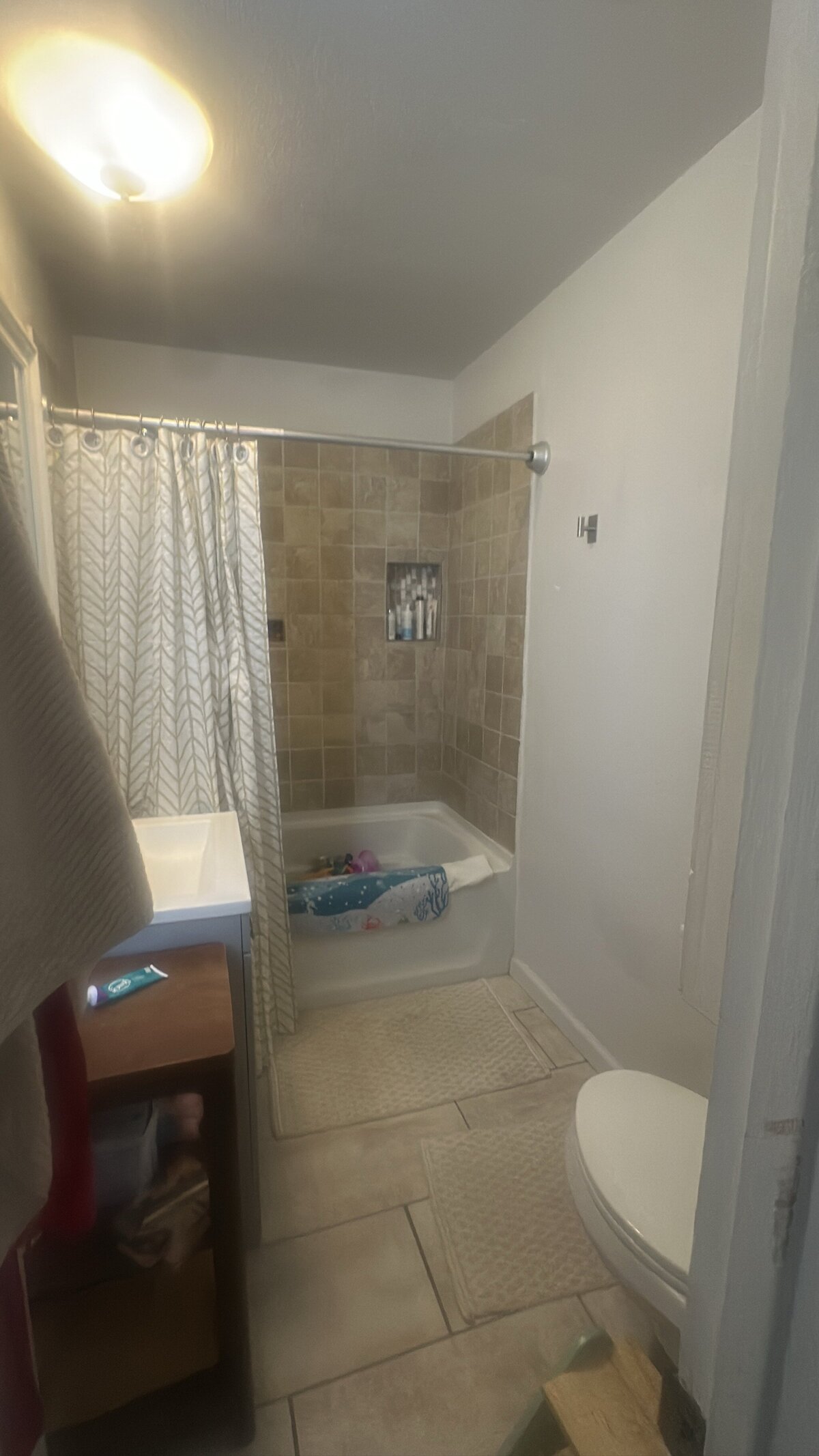 A3ADA0C7-57F7-45A6-8F30-456352B5AD9B