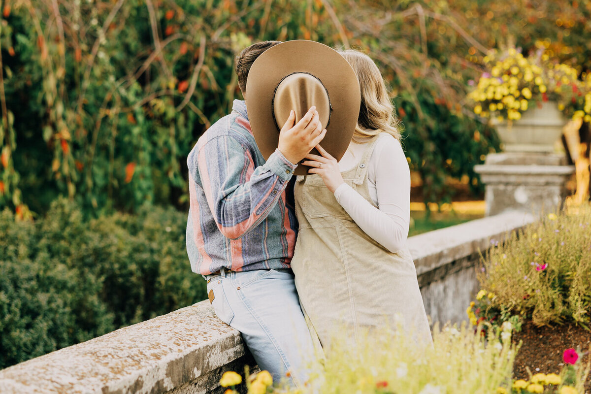 Centennial Park Engagement Session 40