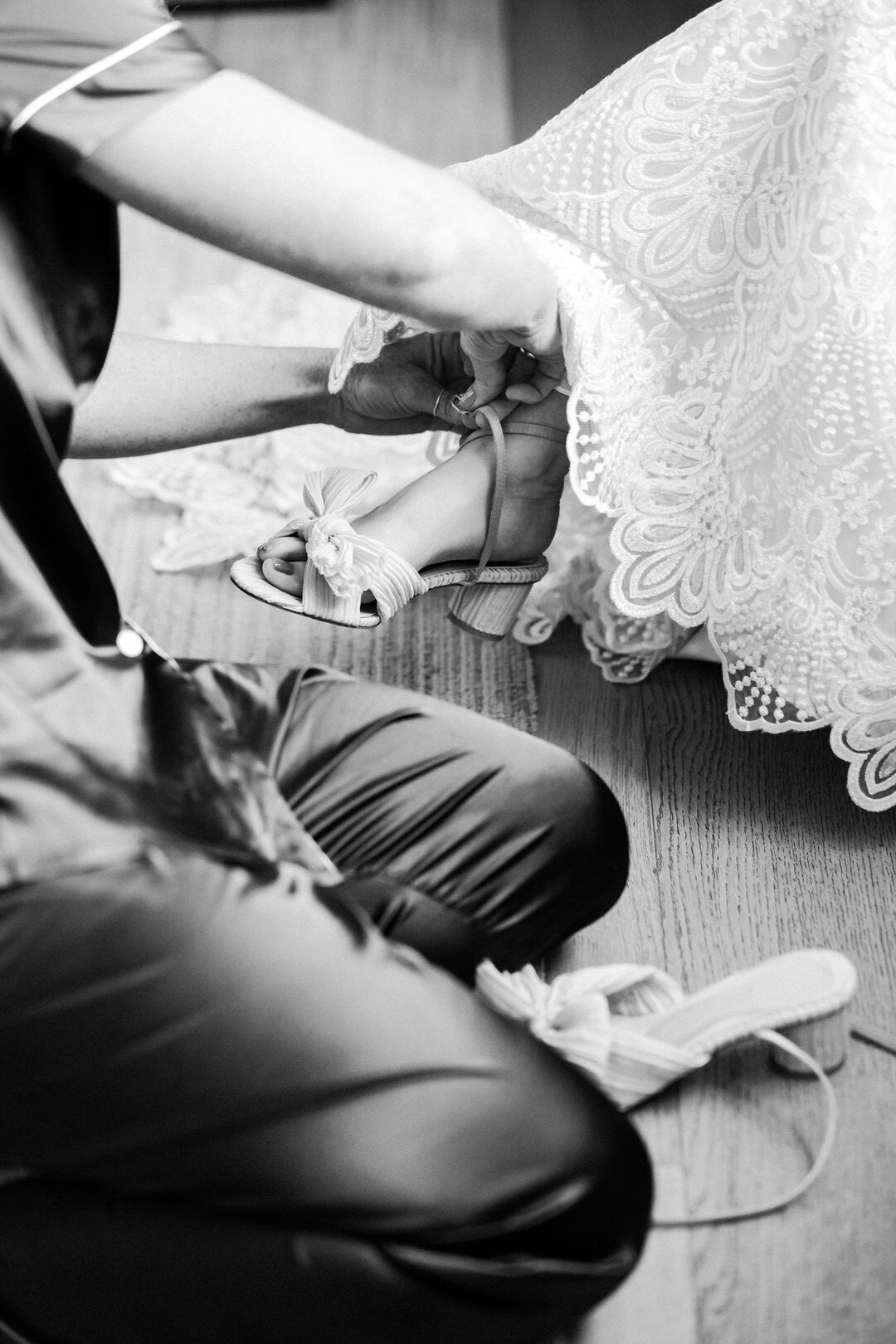 Bellyard Hotel_bride getting ready_Stepping Stones Photography_4