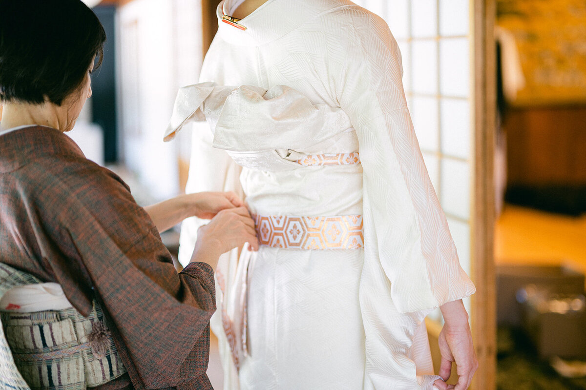 studio-dukesa-amy-huang-fine-art-destination-wedding-film-photography-showit-design-partner-hakone-22