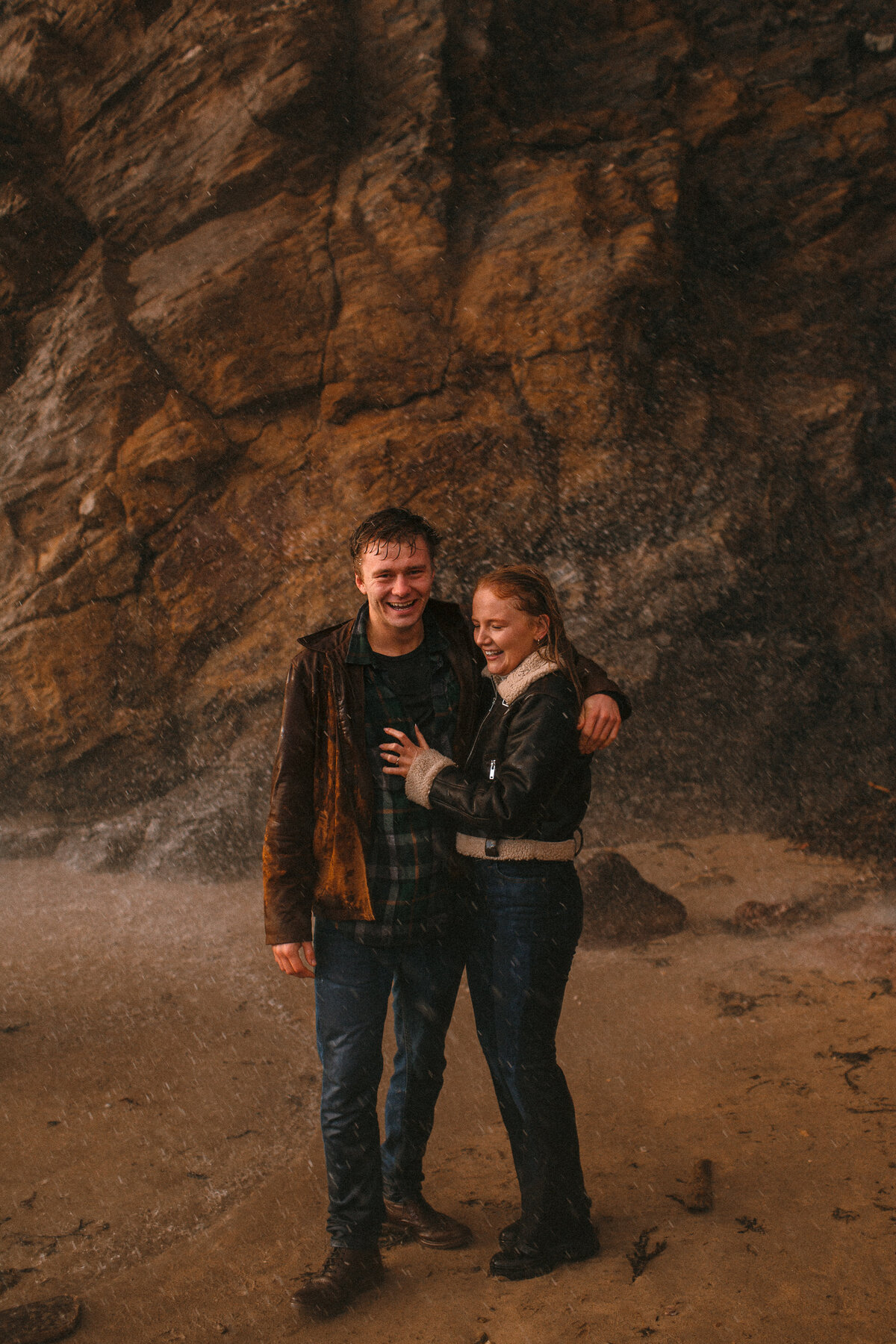 Engagement shoot_couples session_wild winter shoot_Hope Cove_040