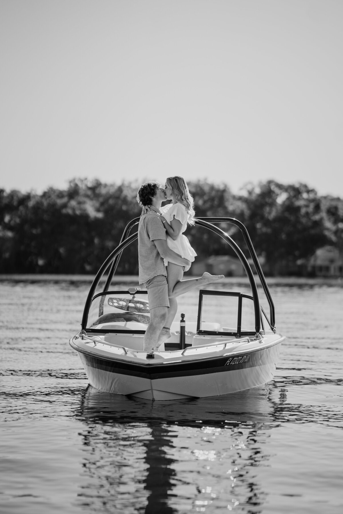 Millennium-Moments-Florida-Wedding-Photographer-Boat-Enagement-Session-Lake-FAV-10